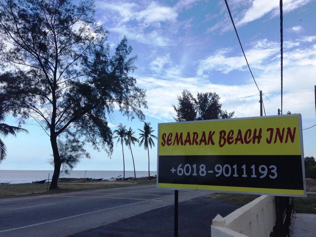 Semarak Beach Inn Dungun Exterior photo