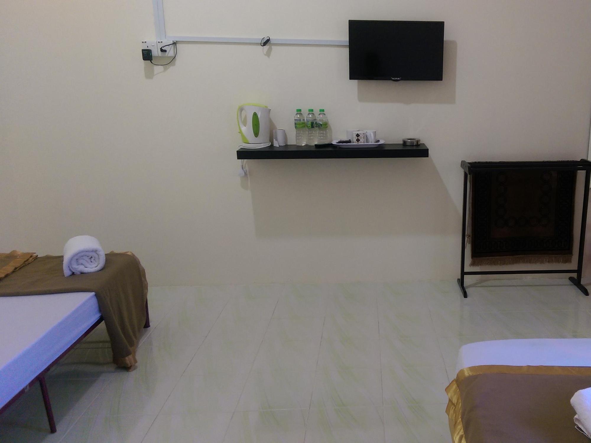 Semarak Beach Inn Dungun Exterior photo
