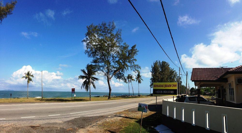 Semarak Beach Inn Dungun Exterior photo